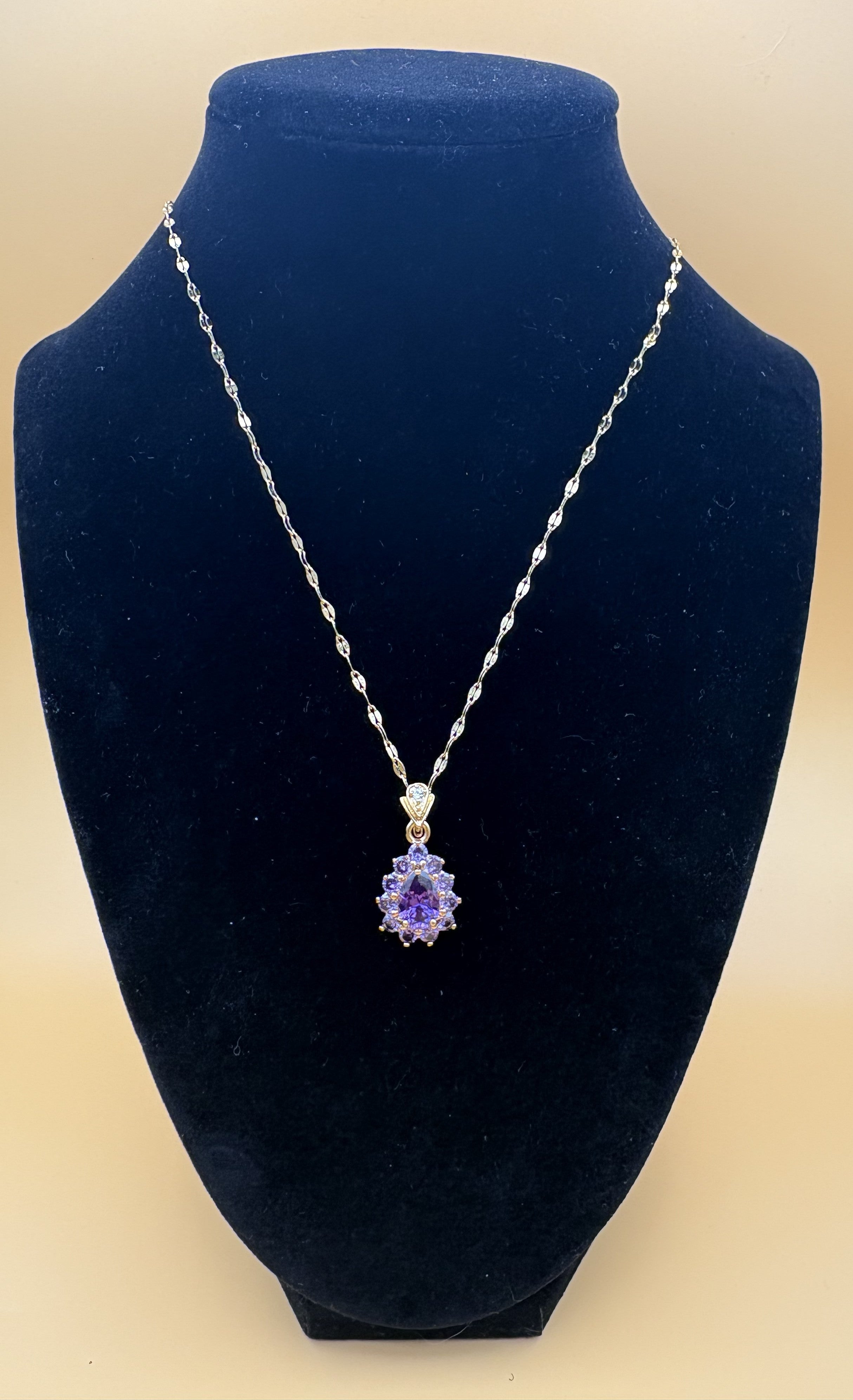 Pear Shape Pendant Necklace
