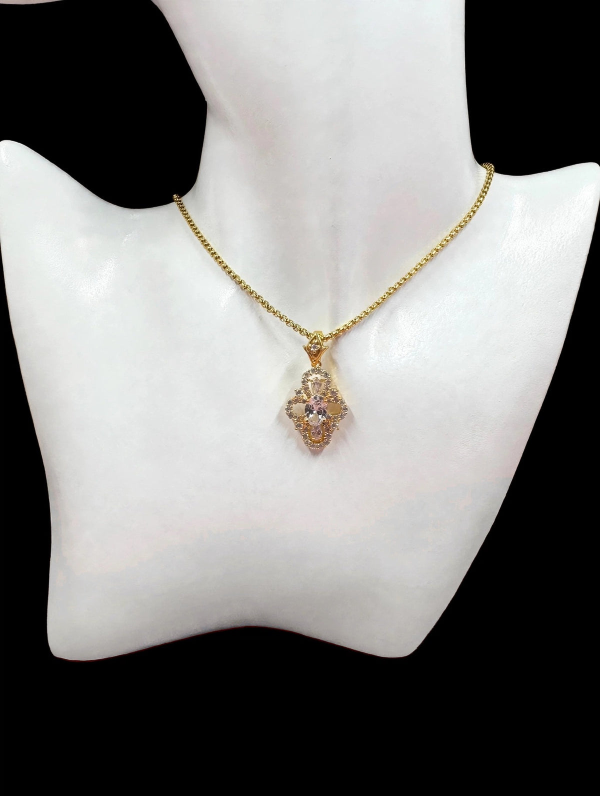 Champagne Clear Necklace