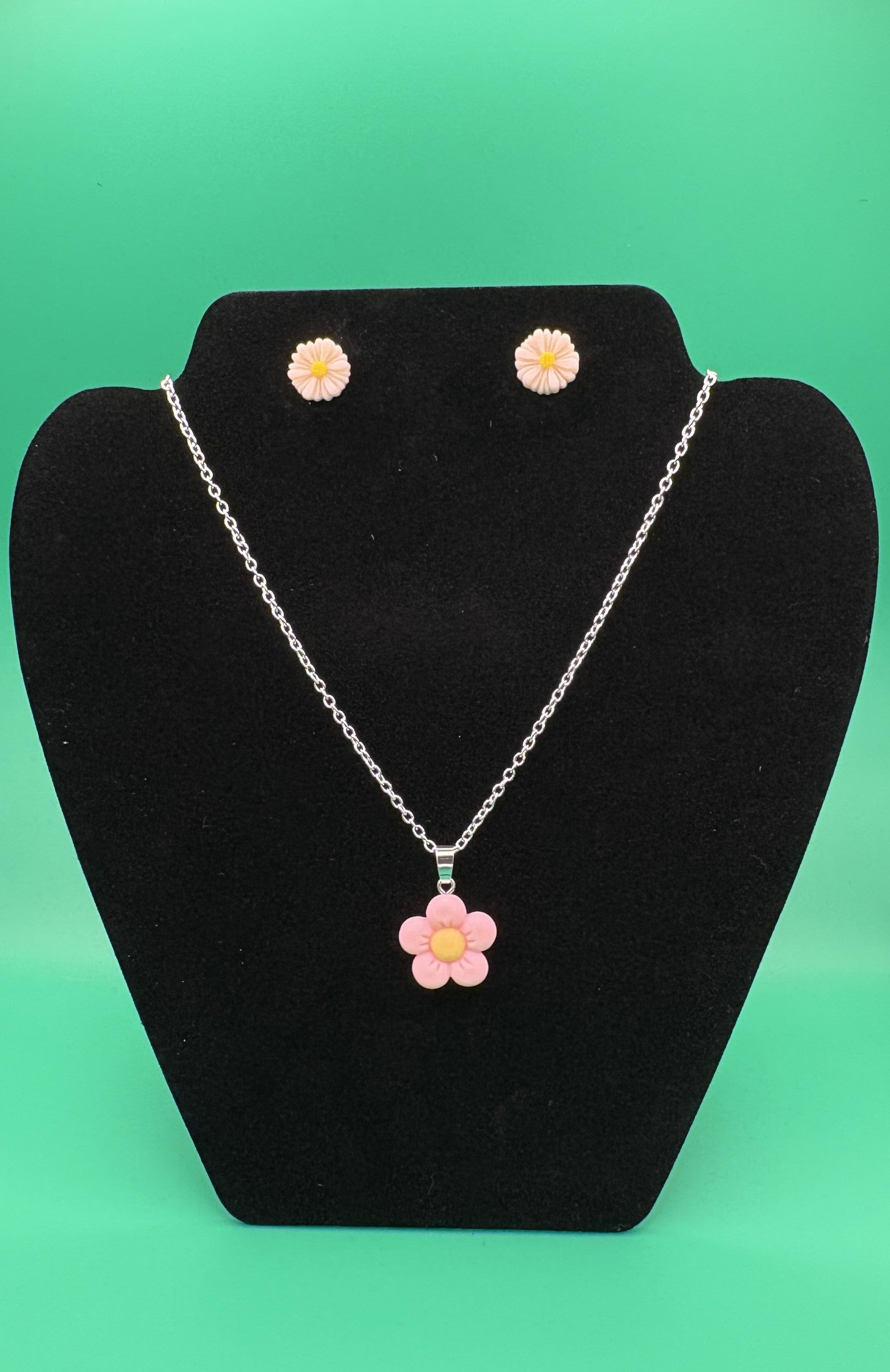 Flower Necklace & Earring Set