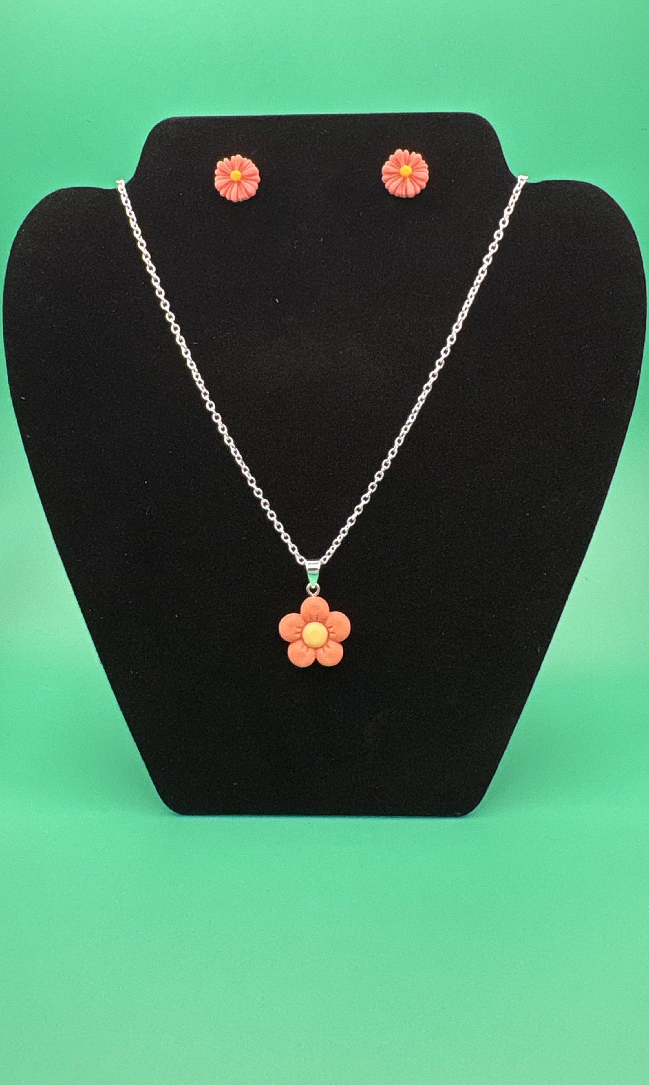 Flower Necklace & Earring Set